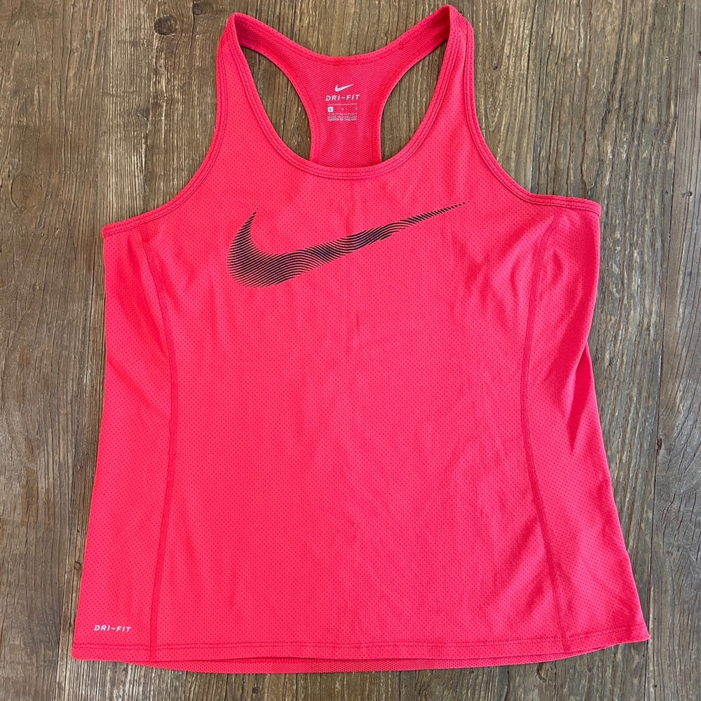 Woman’s Nike Dry Fit gym athletic tank top size L